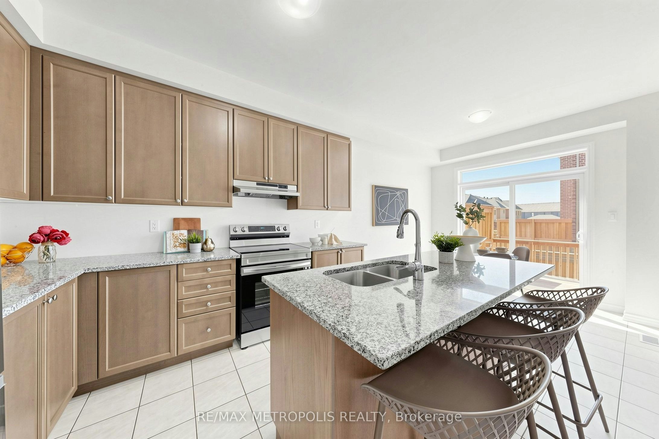 9 Caton Lane, Ajax, ON, L1T 0P8 - 14