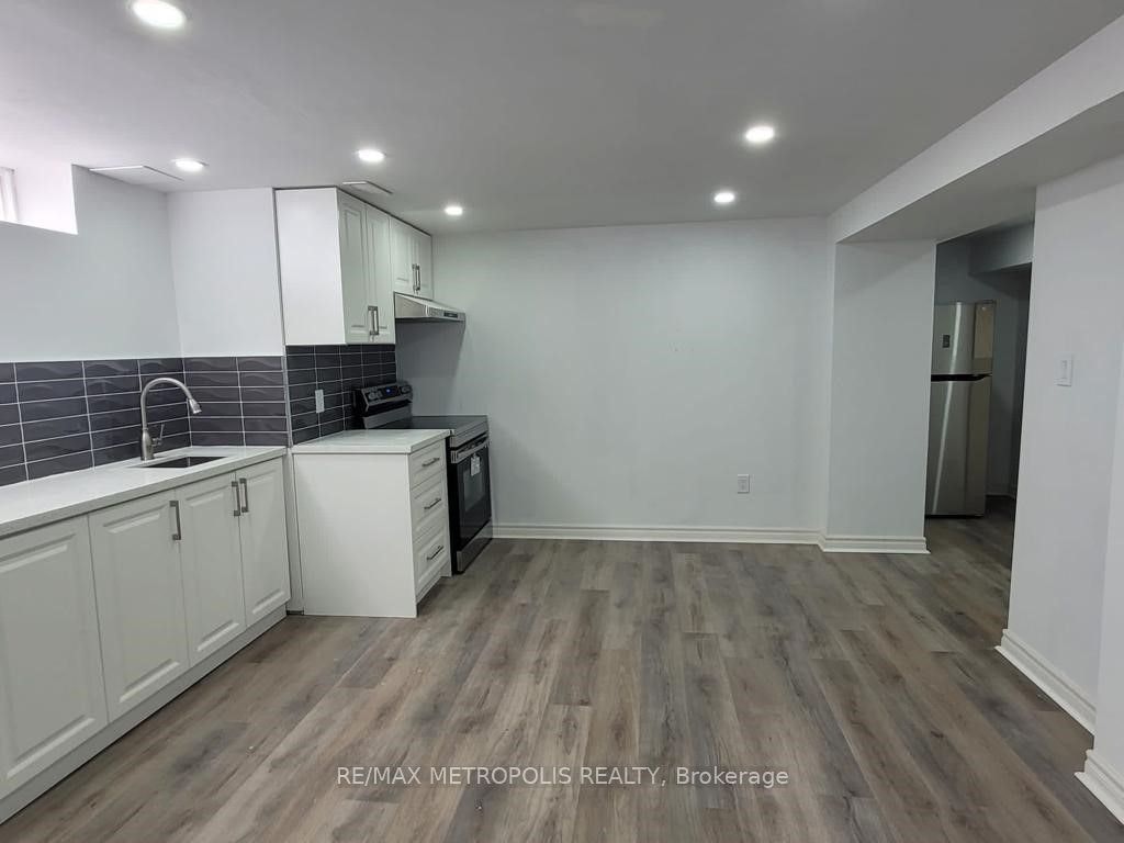 Basement-16A Fletcher Avenue, Ajax, ON, L1Z 1H5 - 6