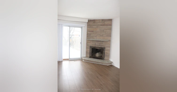122 Copperwood Square, Toronto, ON, M1V 2C1 - 9