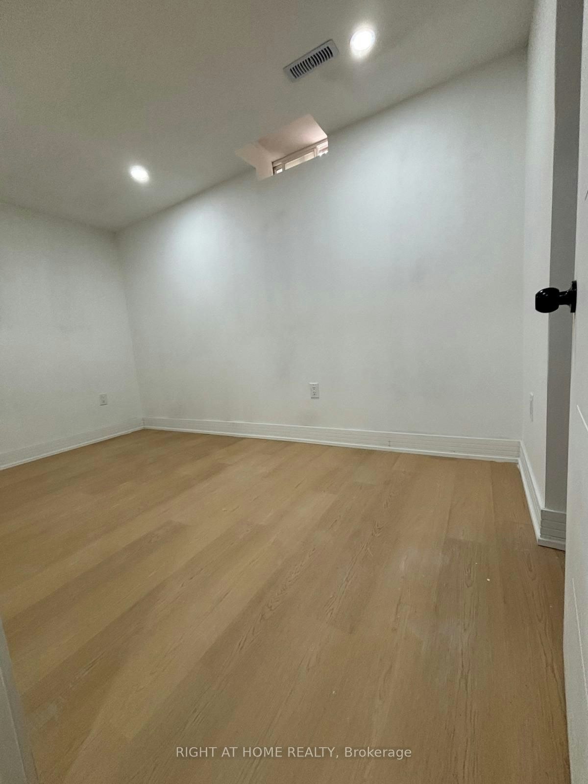 Basement-31 Orleans Drive, Toronto, ON, M1C 4T1 - 8