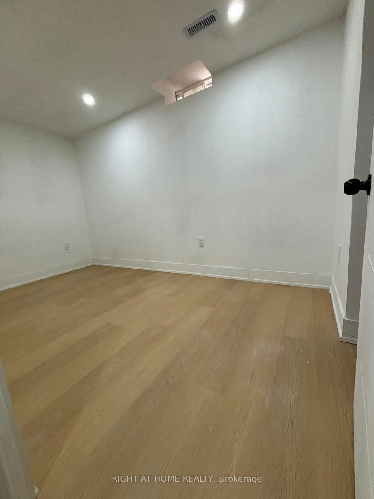 Basement-31 Orleans Drive, Toronto, ON, M1C 4T1 - 9