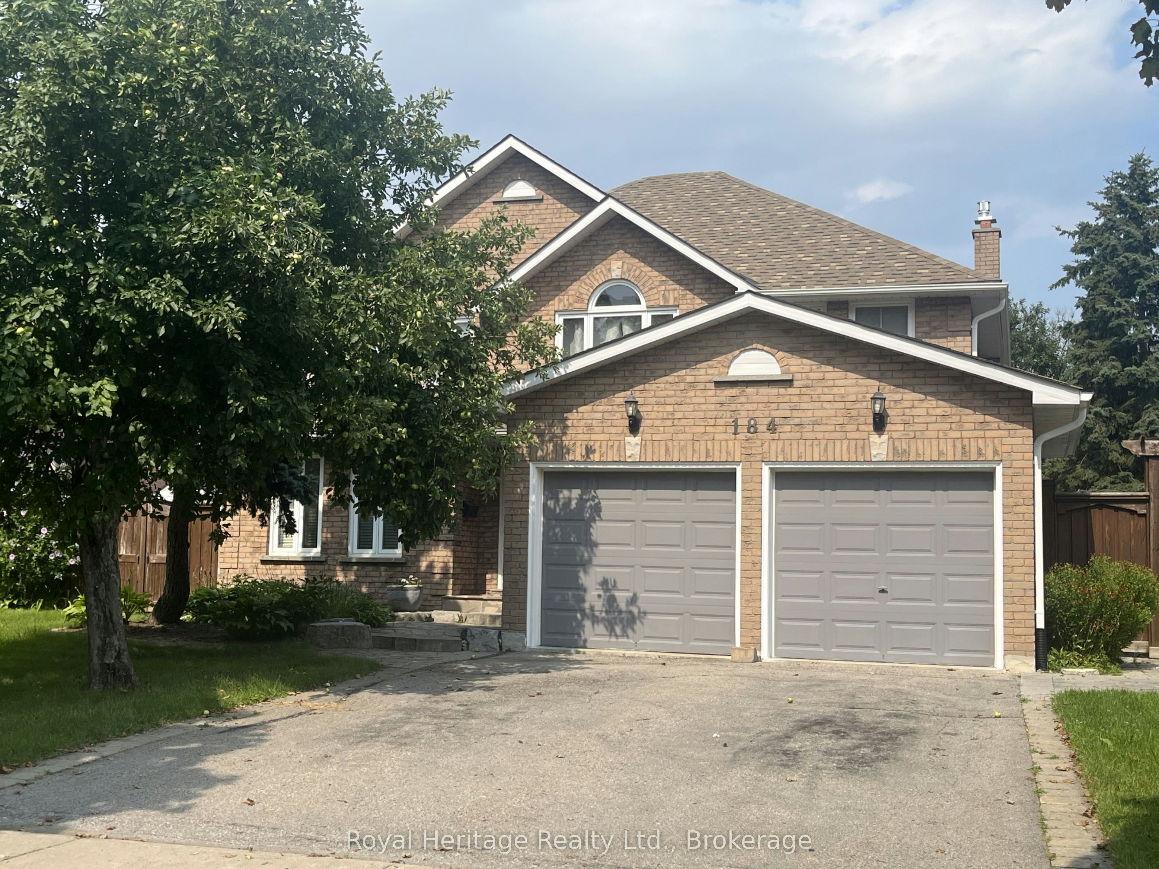 184 Lake Drive Way W, Ajax, ON, L1S 4Y2
