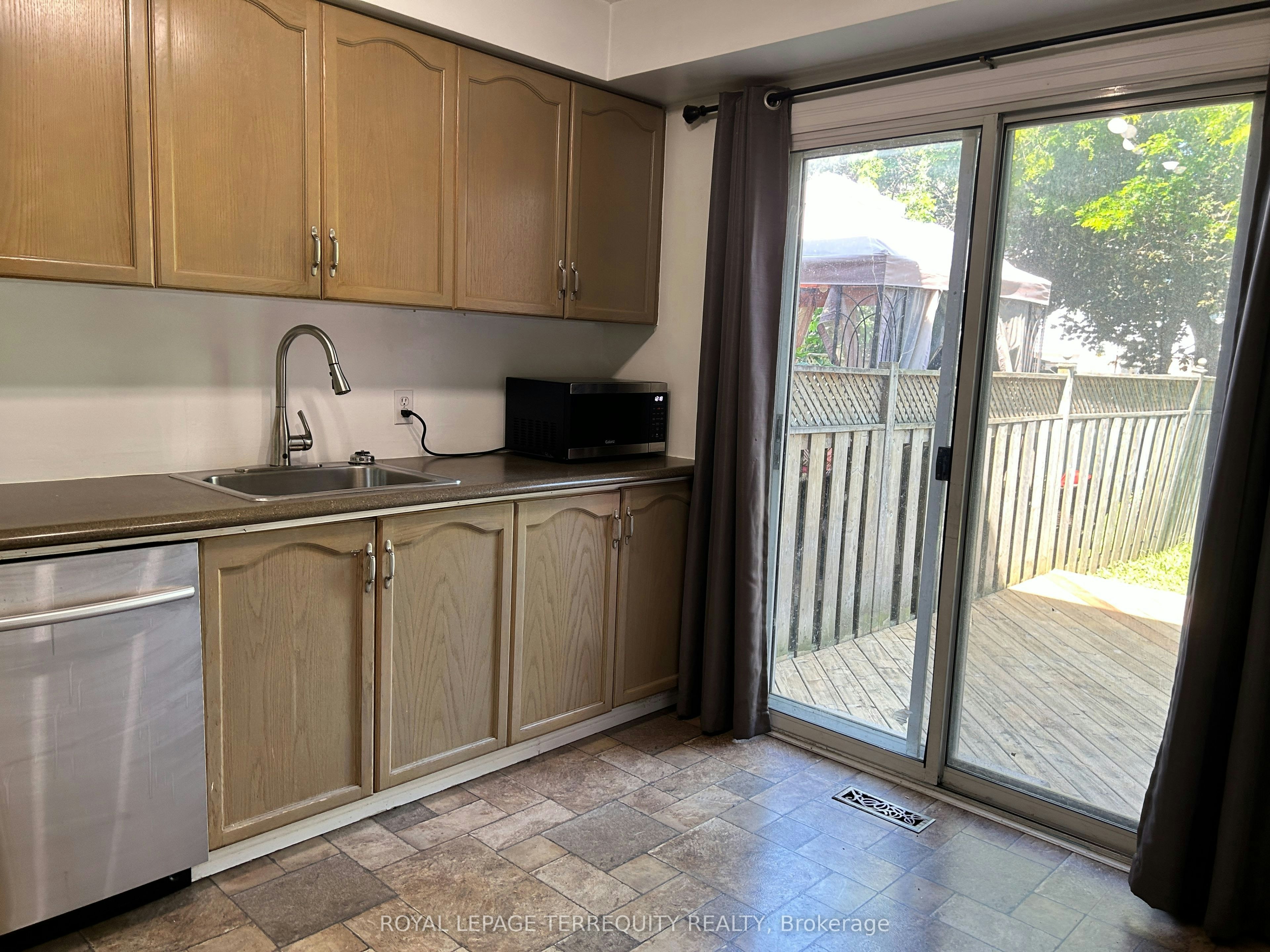 129 Trewin Lane, Clarington, ON, L1C 4X3 - 3