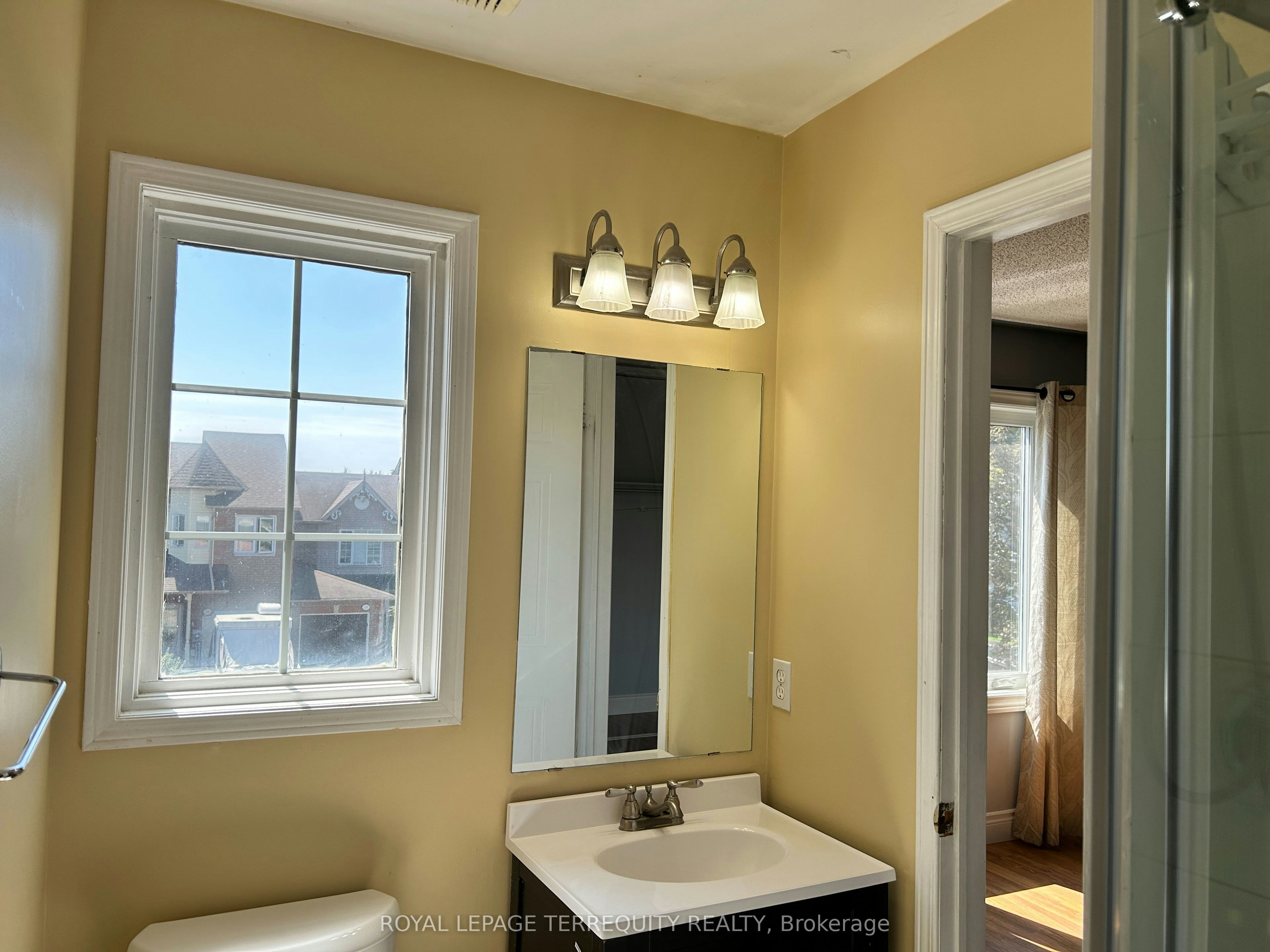 129 Trewin Lane, Clarington, ON, L1C 4X3 - 8