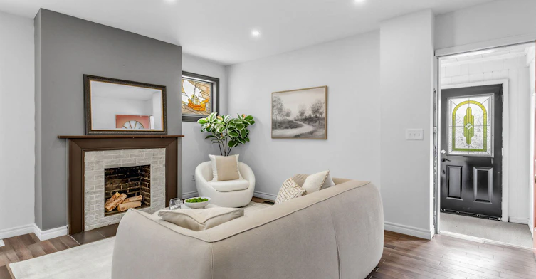 1303 Woodbine Avenue, Toronto, ON, M4C 4E8 - 3