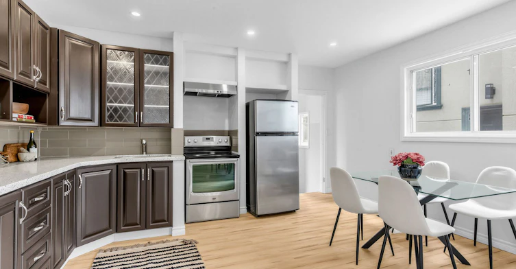 1303 Woodbine Avenue, Toronto, ON, M4C 4E8 - 13