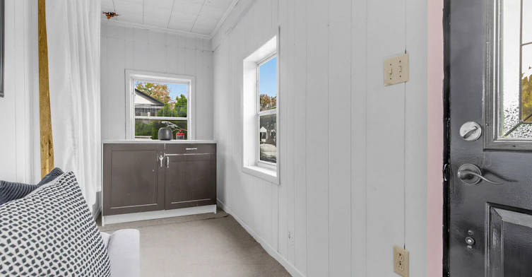 1303 Woodbine Avenue, Toronto, ON, M4C 4E8 - 17