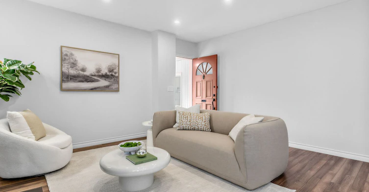 1303 Woodbine Avenue, Toronto, ON, M4C 4E8 - 4