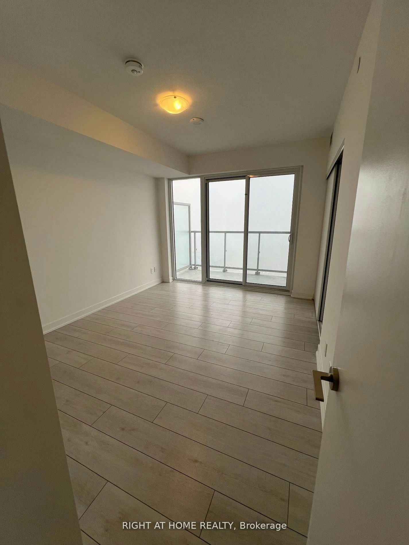3105-2033 Kennedy Road, Toronto, ON, M5T 0B9 - 15