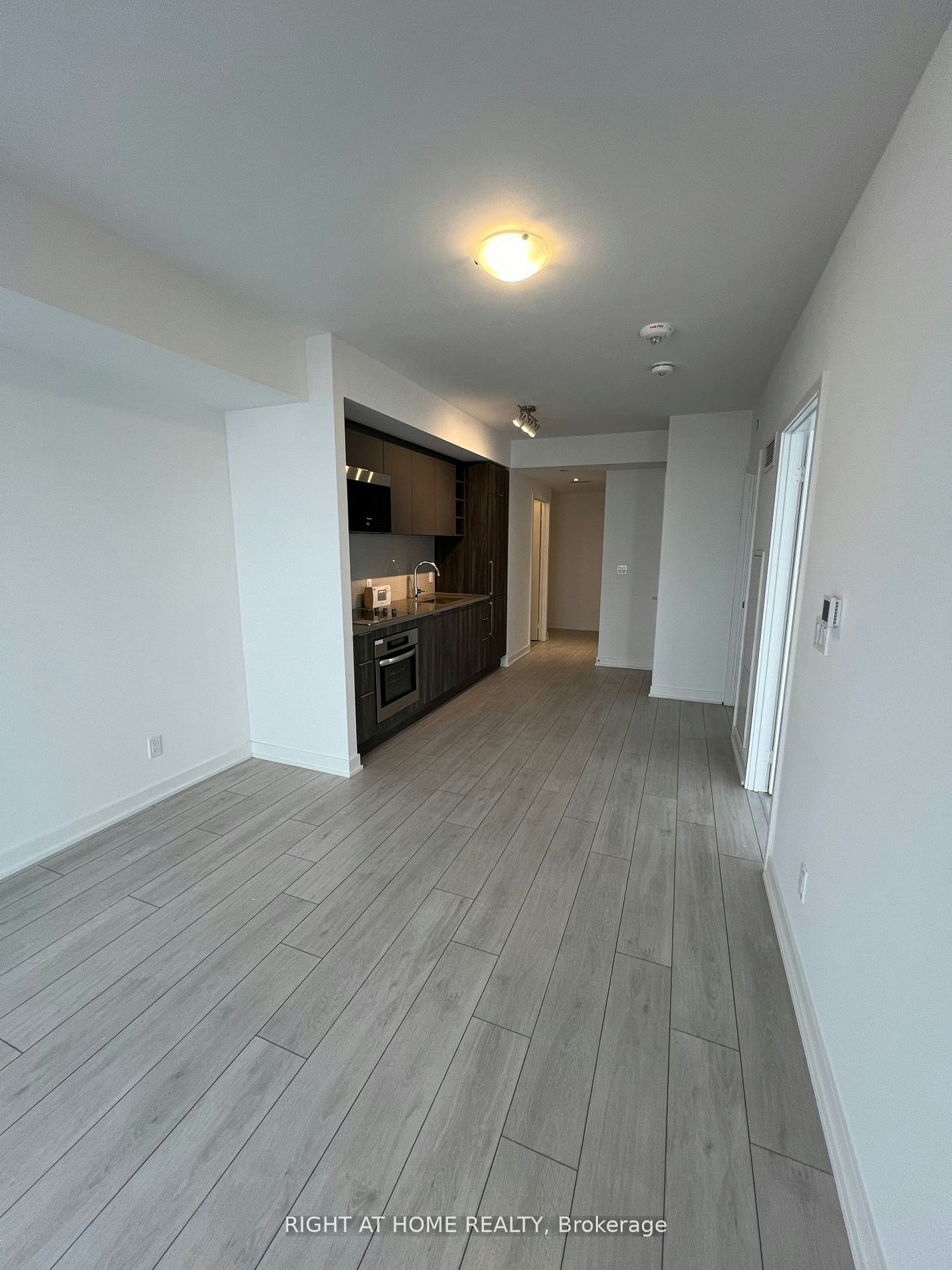 3105-2033 Kennedy Road, Toronto, ON, M5T 0B9 - 3