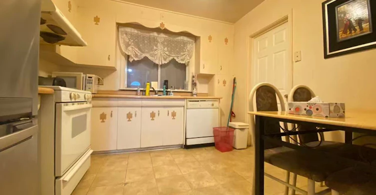 Main Floor Unit-17 Wishing Well Drive, Toronto, ON, M1T 1H9 - 7