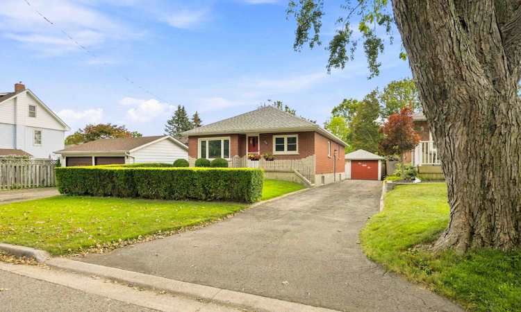 285 Muriel Avenue