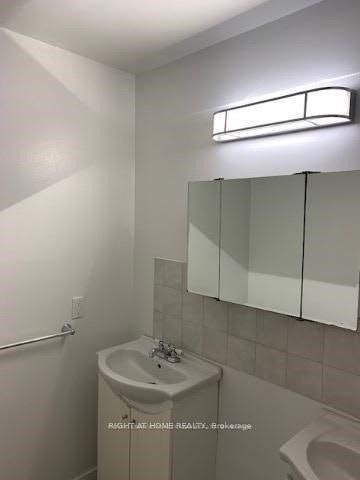 3-751 Queen Street E, Toronto, ON, M4M 1H3 - 5
