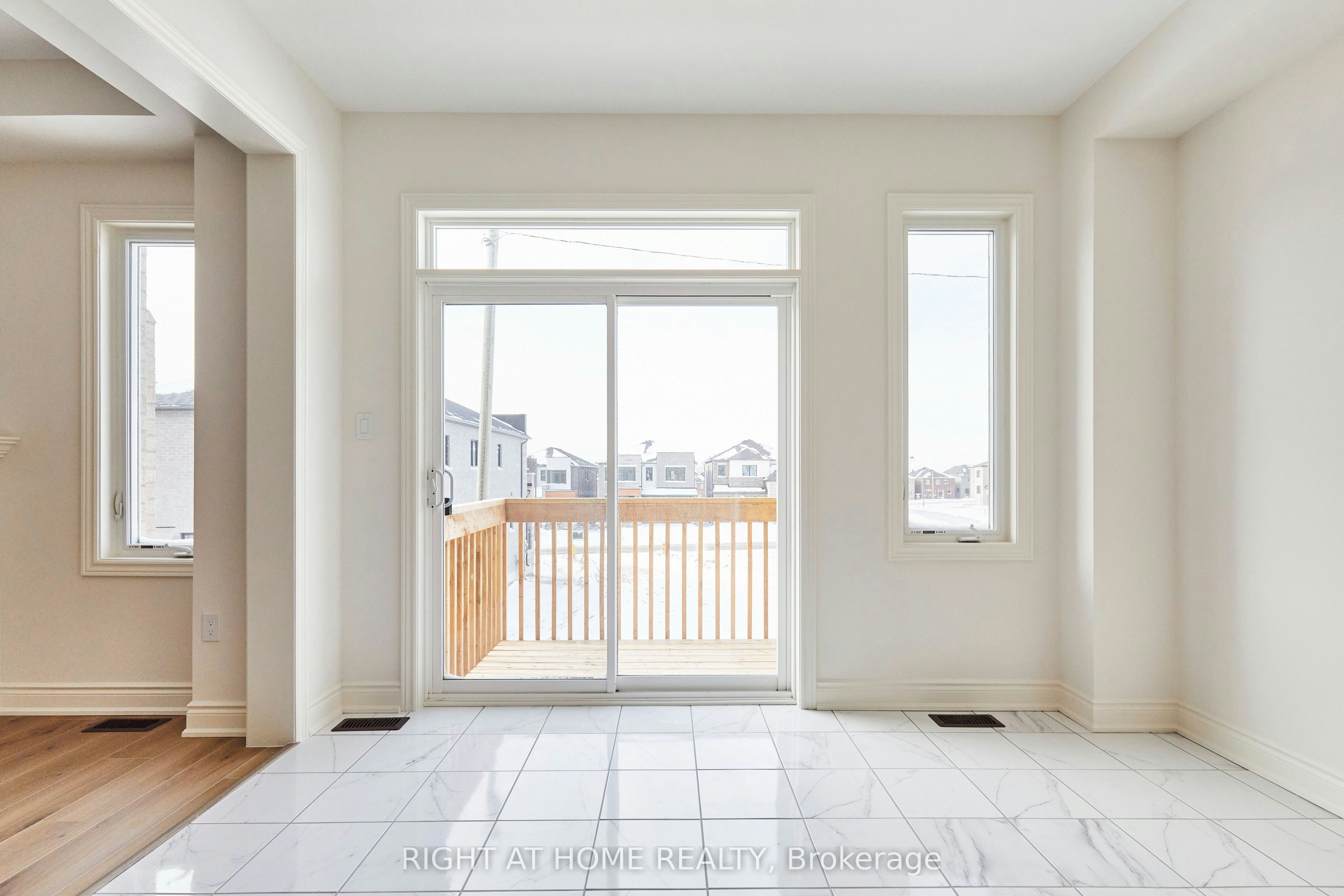 Upper Level-2122 Cayenne Street, Oshawa, ON, L1L 0W8 - 13