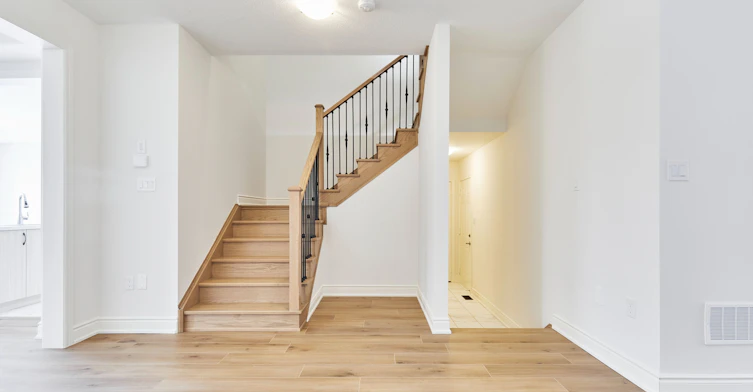 Upper Level-2122 Cayenne Street, Oshawa, ON, L1L 0W8 - 8