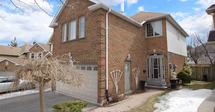 1009 Meadowridge Crescent, Pickering, ON, L1V 4Z3