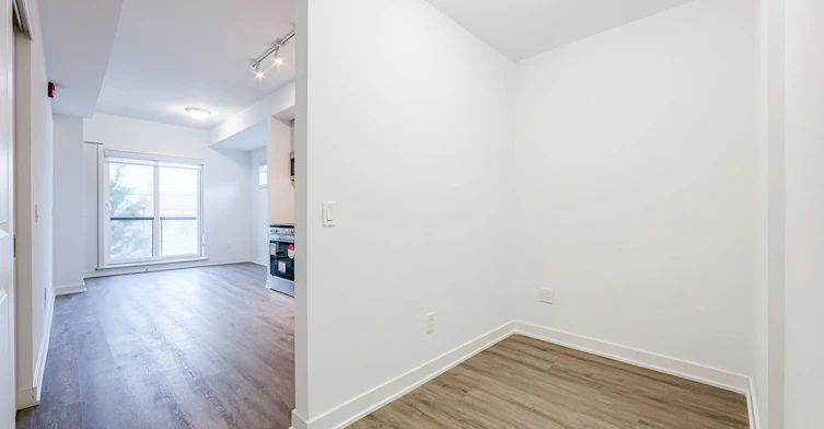223-37 Danforth Road, Toronto, ON, M1L 0J6 - 11
