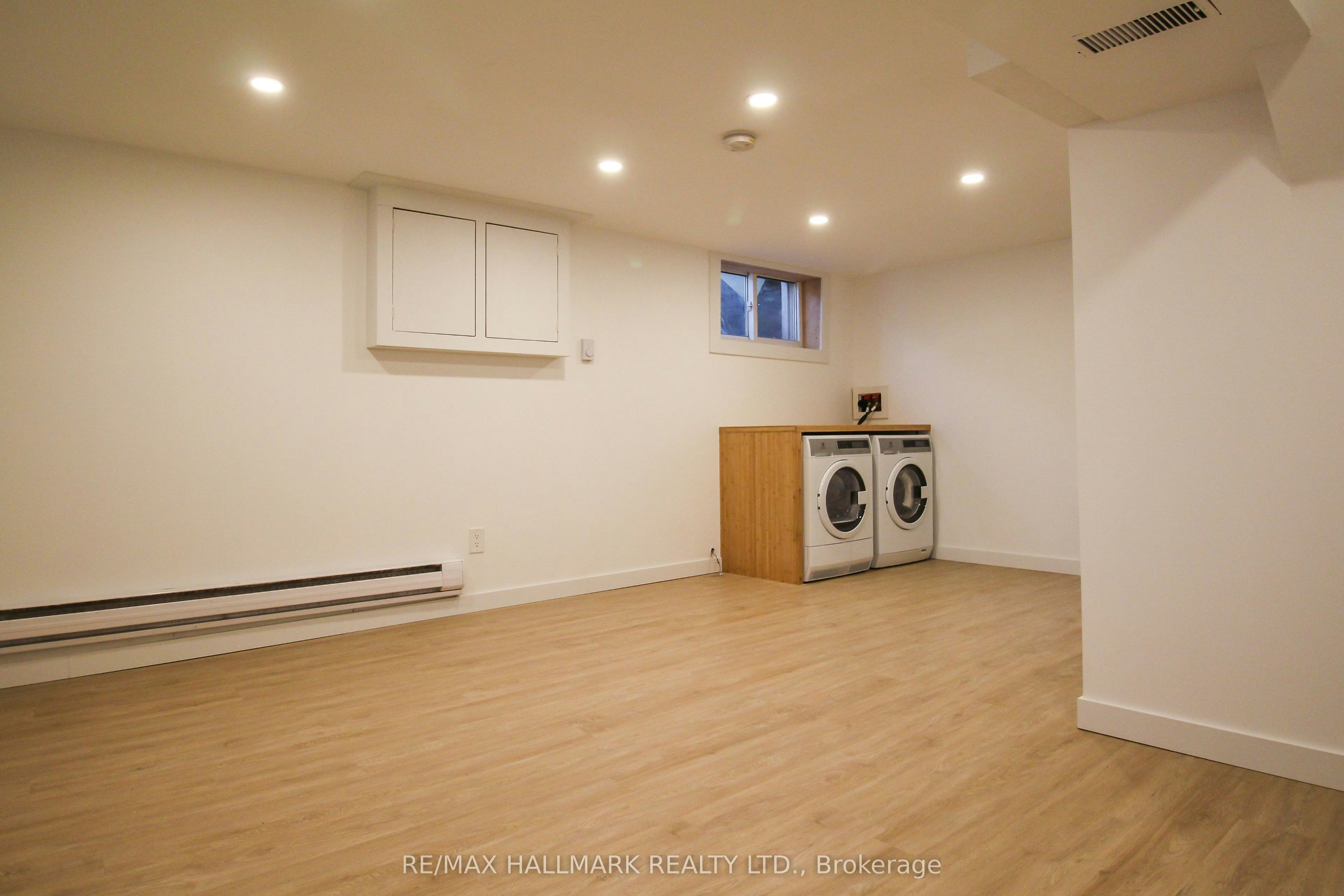 Lower-10 Hamilton Street, Toronto, ON, M4M 2C5 - 4