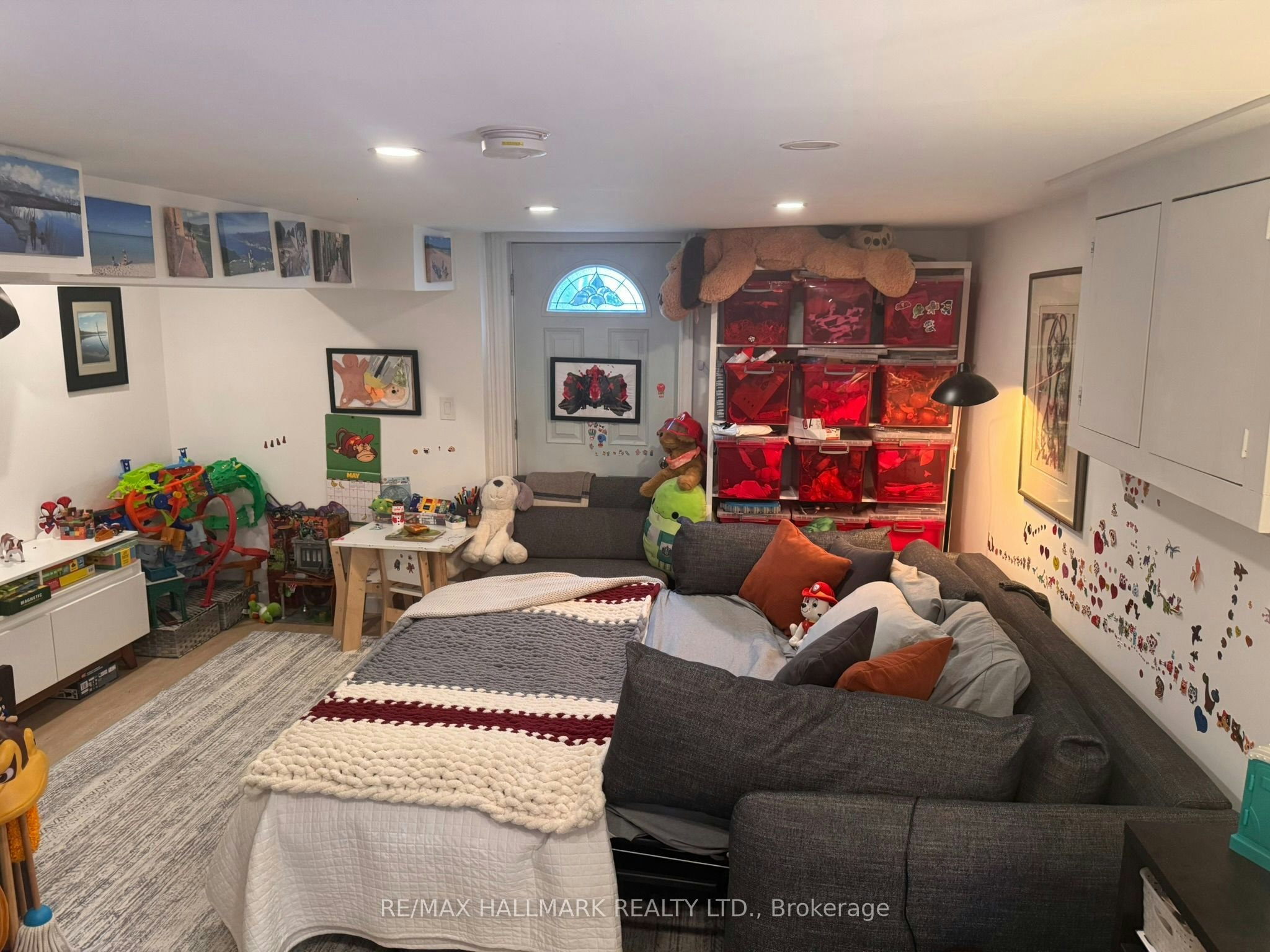Lower-10 Hamilton Street, Toronto, ON, M4M 2C5