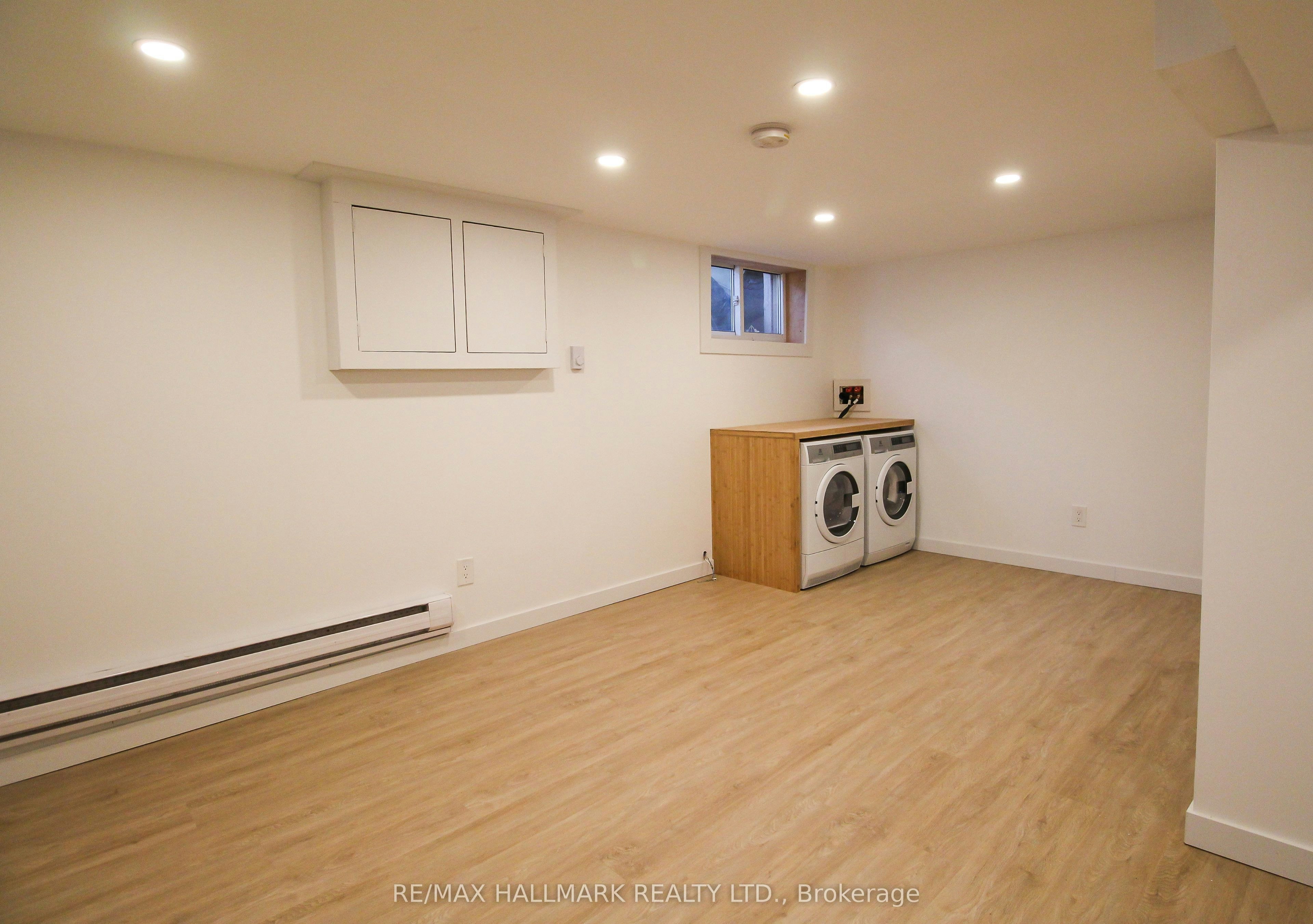 Lower-10 Hamilton Street, Toronto, ON, M4M 2C5 - 2