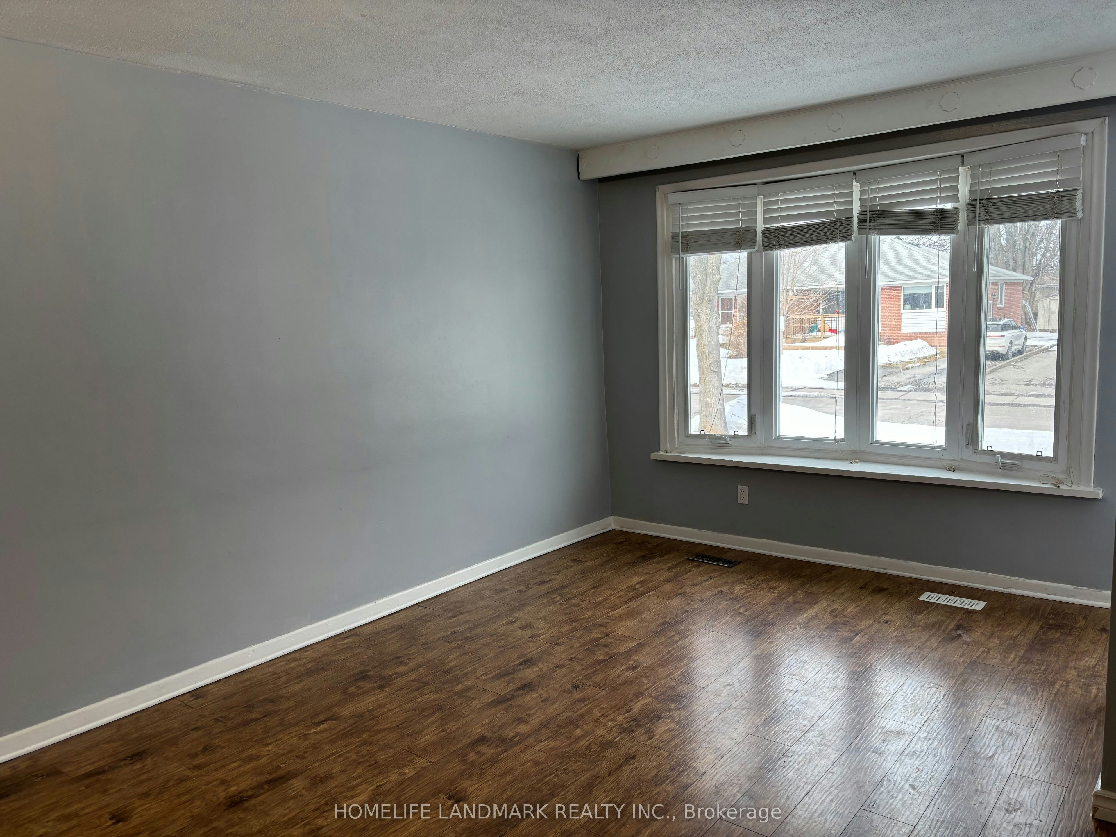 ( Main Floor )-145 Tulloch Drive, Ajax, ON, L1S 2S7 - 2