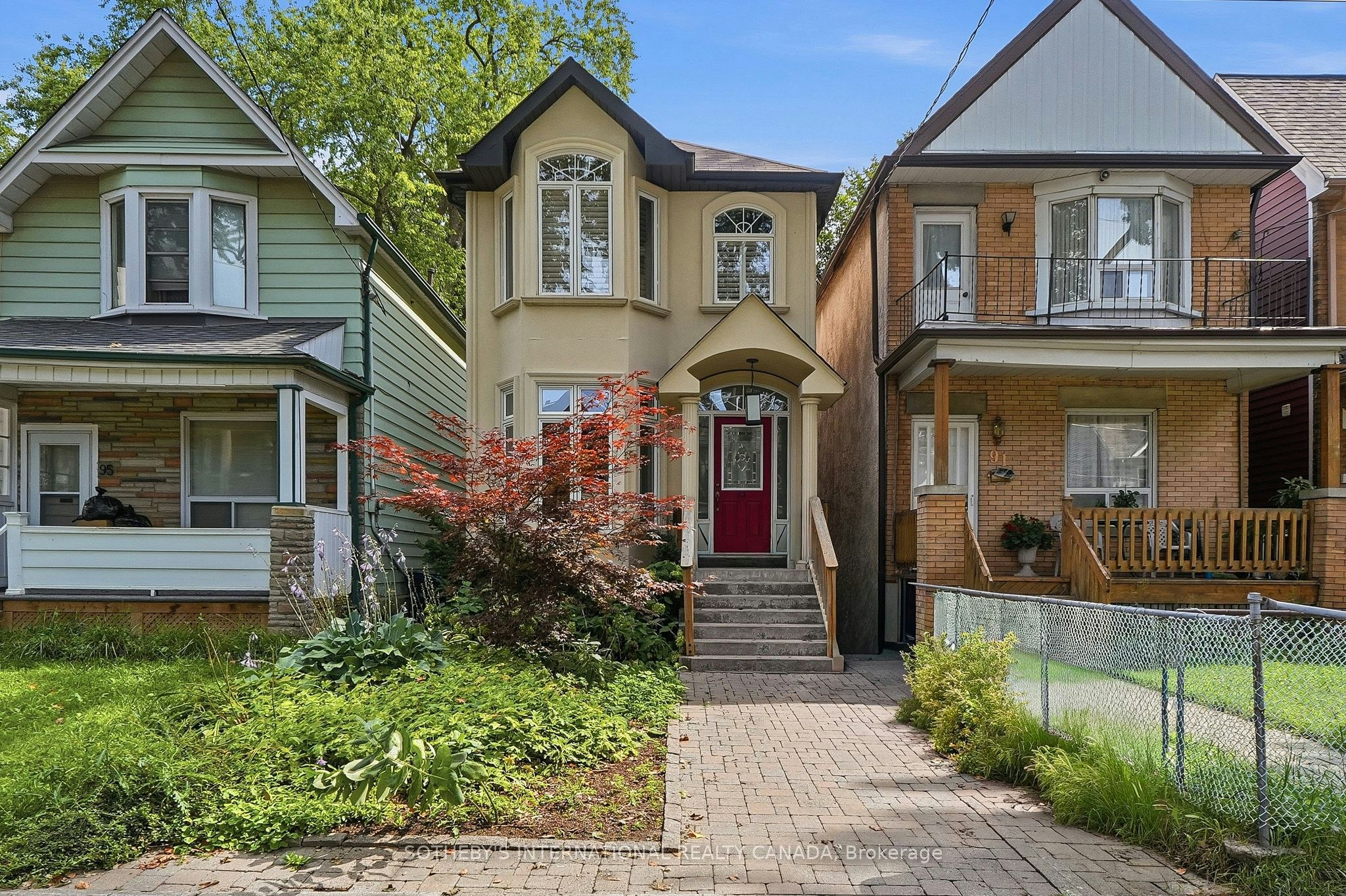 93 Eaton Avenue, Toronto, ON, M4J 2Z4