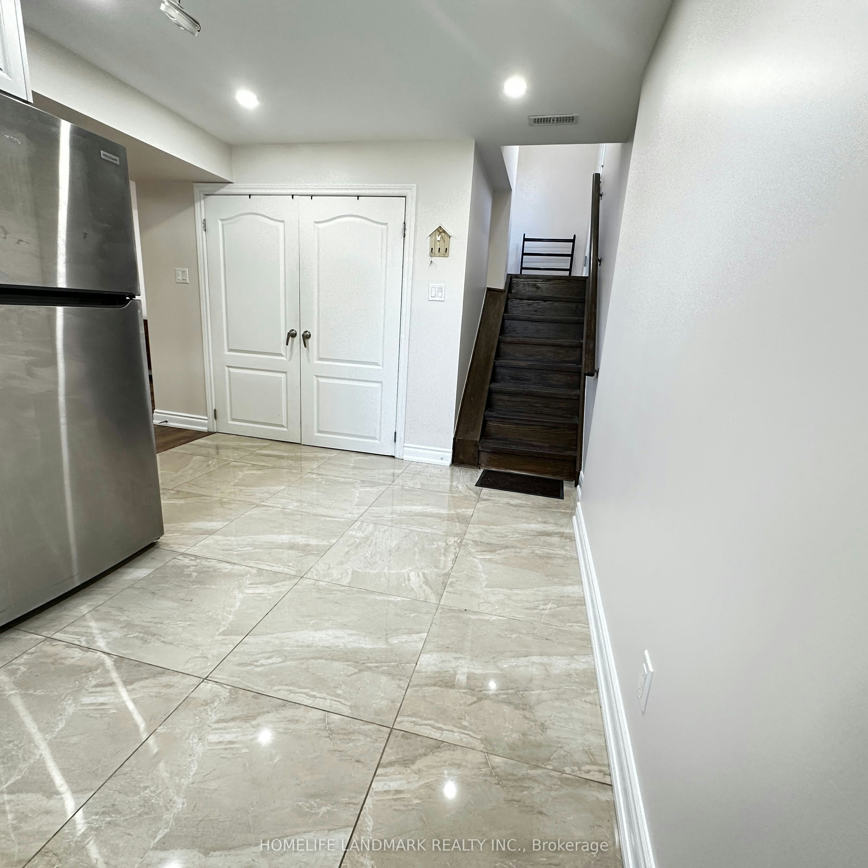 bsmt-38 Mendip Crescent, Toronto, ON, M1P 1Y4 - 3