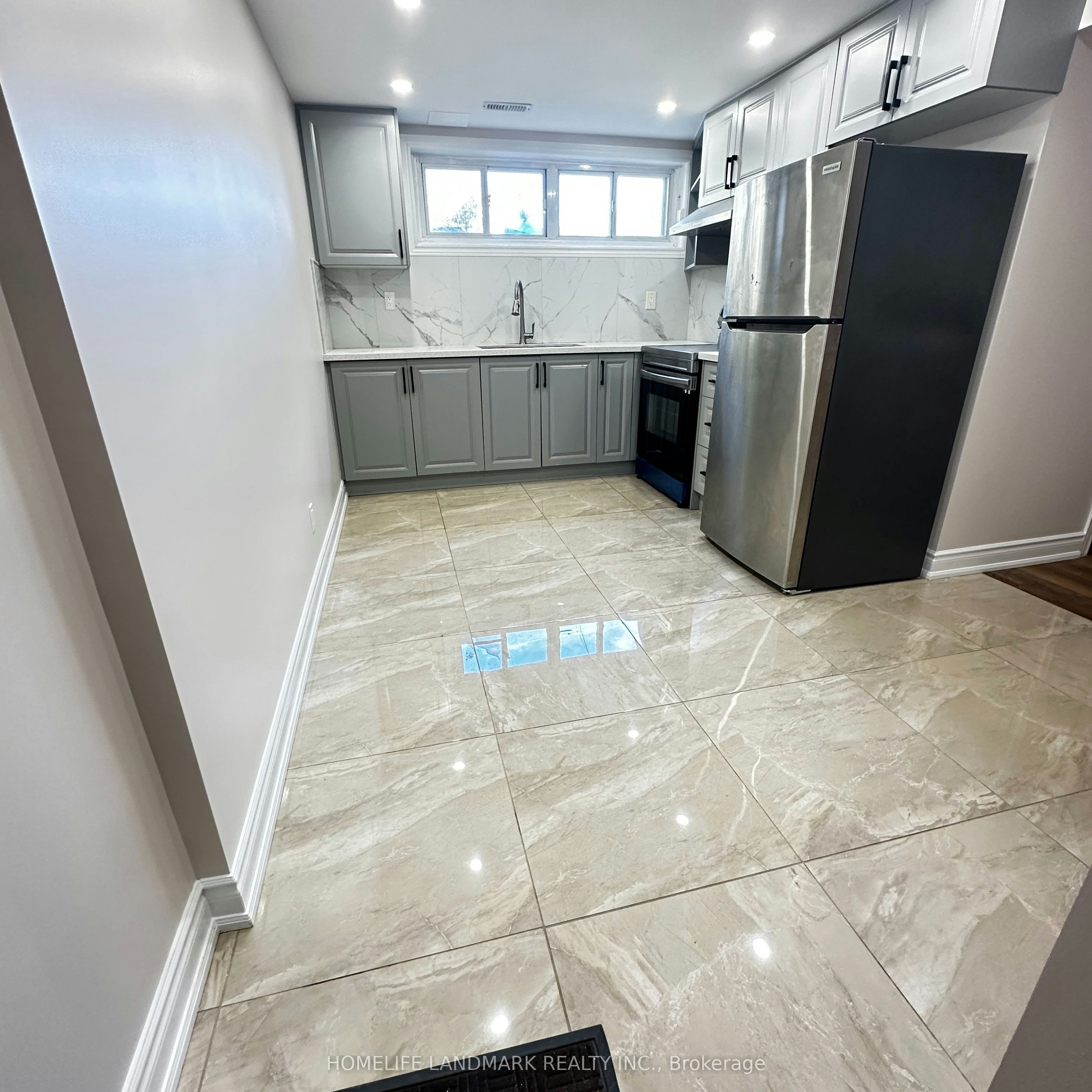 bsmt-38 Mendip Crescent, Toronto, ON, M1P 1Y4 - 4