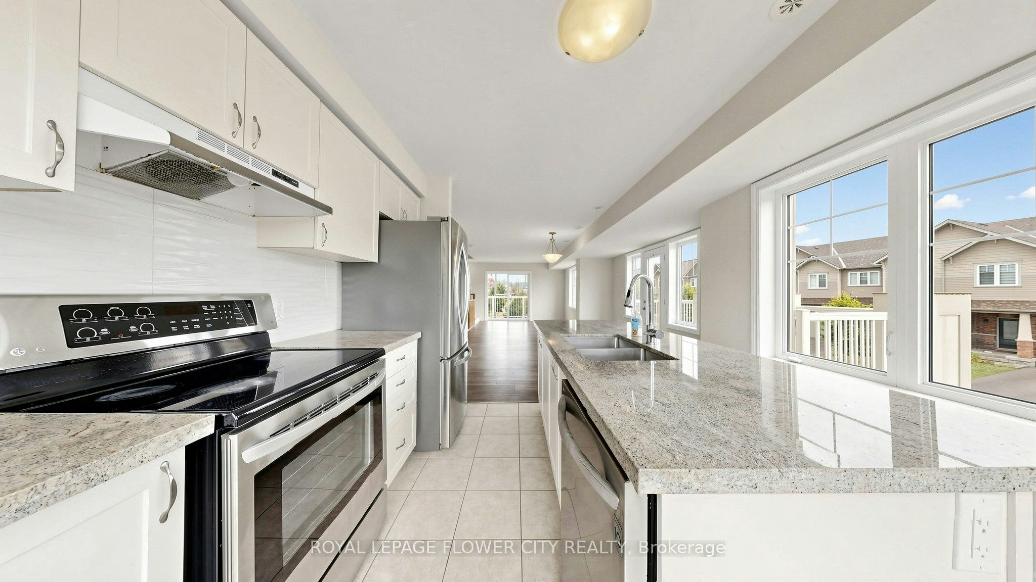 2-2500 Hill Rise Court, Oshawa, ON, L1L 0M6 - 5