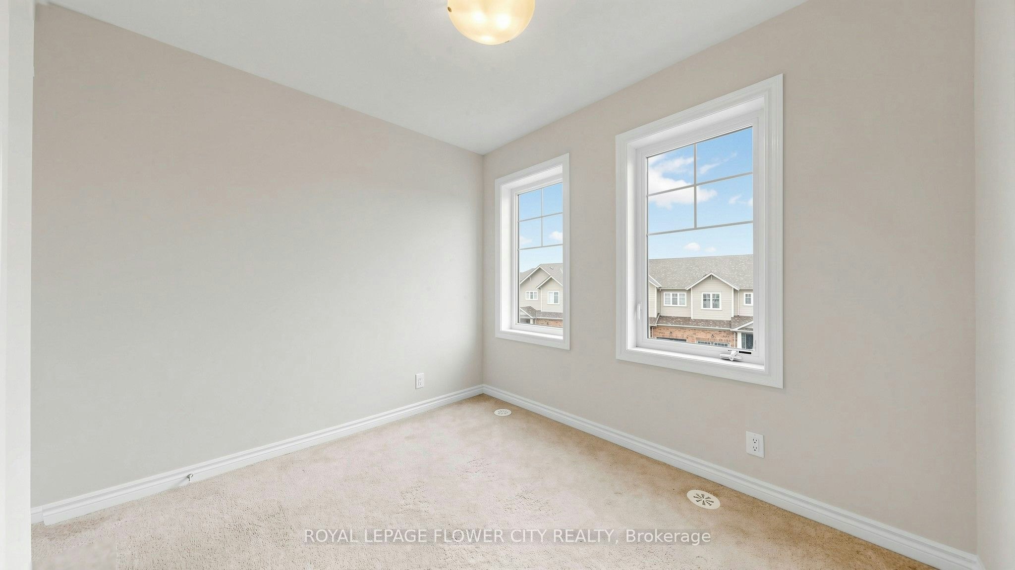 2-2500 Hill Rise Court, Oshawa, ON, L1L 0M6 - 18