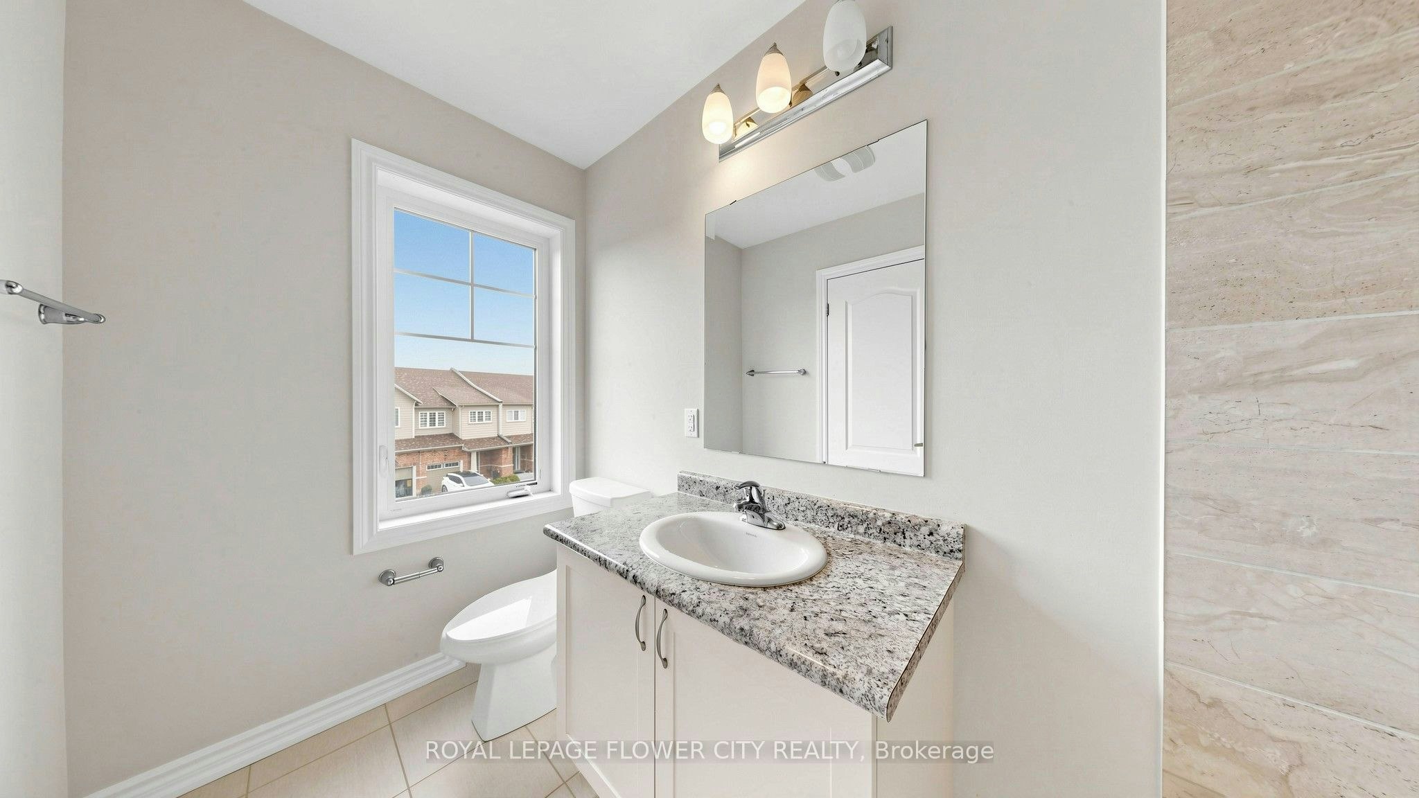 2-2500 Hill Rise Court, Oshawa, ON, L1L 0M6 - 16