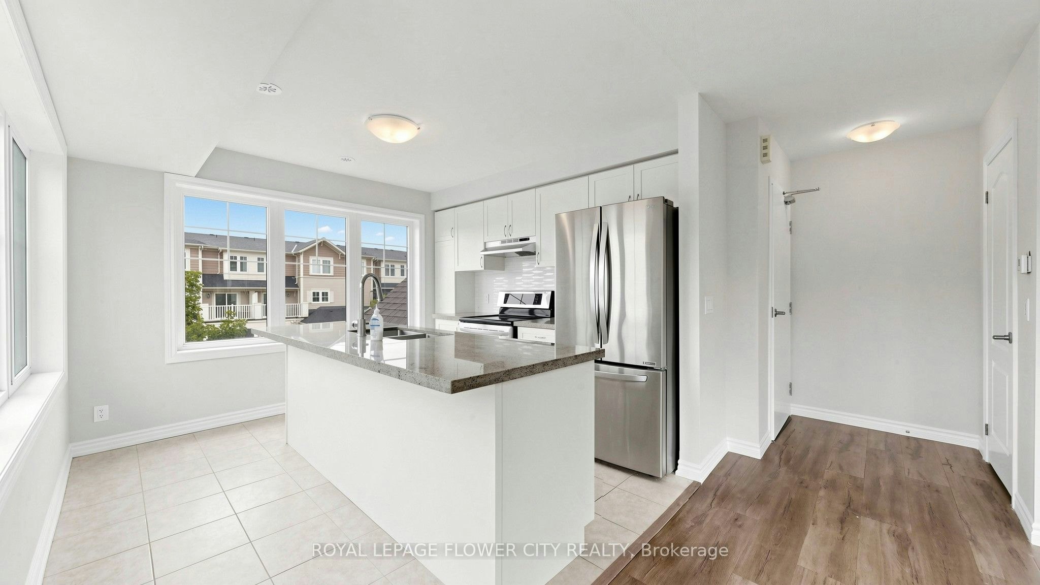 2-2500 Hill Rise Court, Oshawa, ON, L1L 0M6 - 6