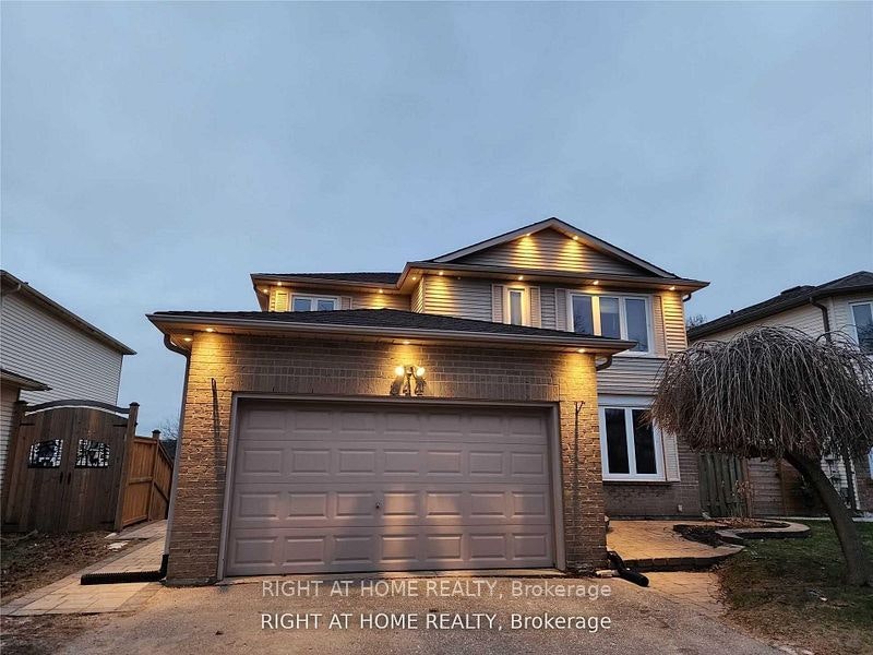 844 Crowells Street, Oshawa, ON, L1K 1X3