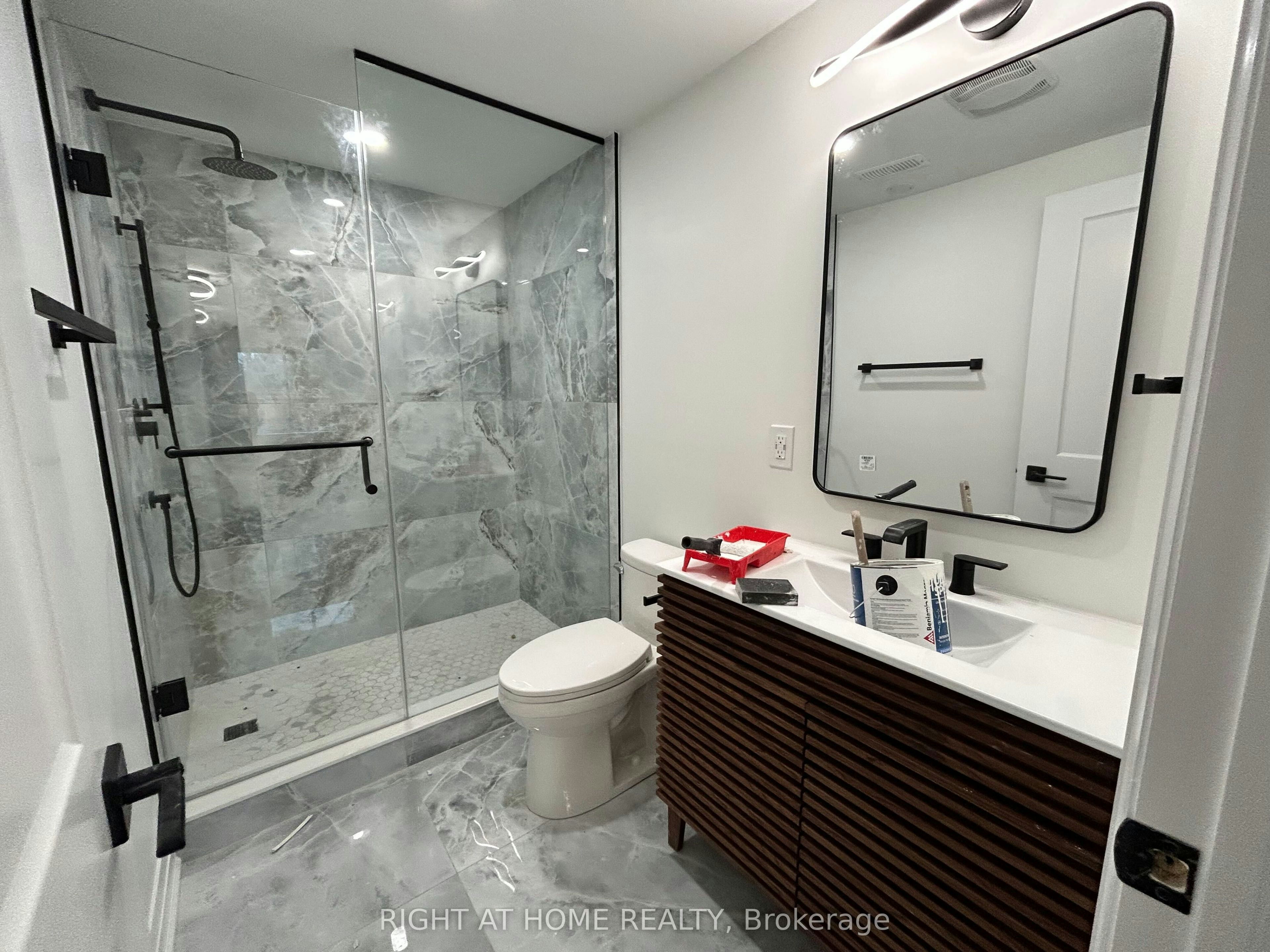 844 Crowells Street, Oshawa, ON, L1K 1X3 - 7