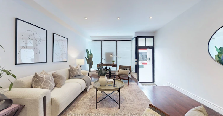 1271 Gerrard Street E, Toronto, ON, M4L 1Y5