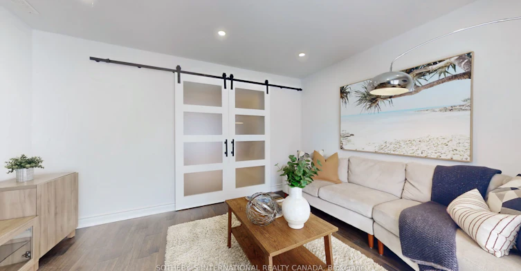 1271 Gerrard Street E, Toronto, ON, M4L 1Y5 - 7