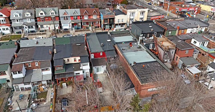 1271 Gerrard Street E, Toronto, ON, M4L 1Y5 - 26