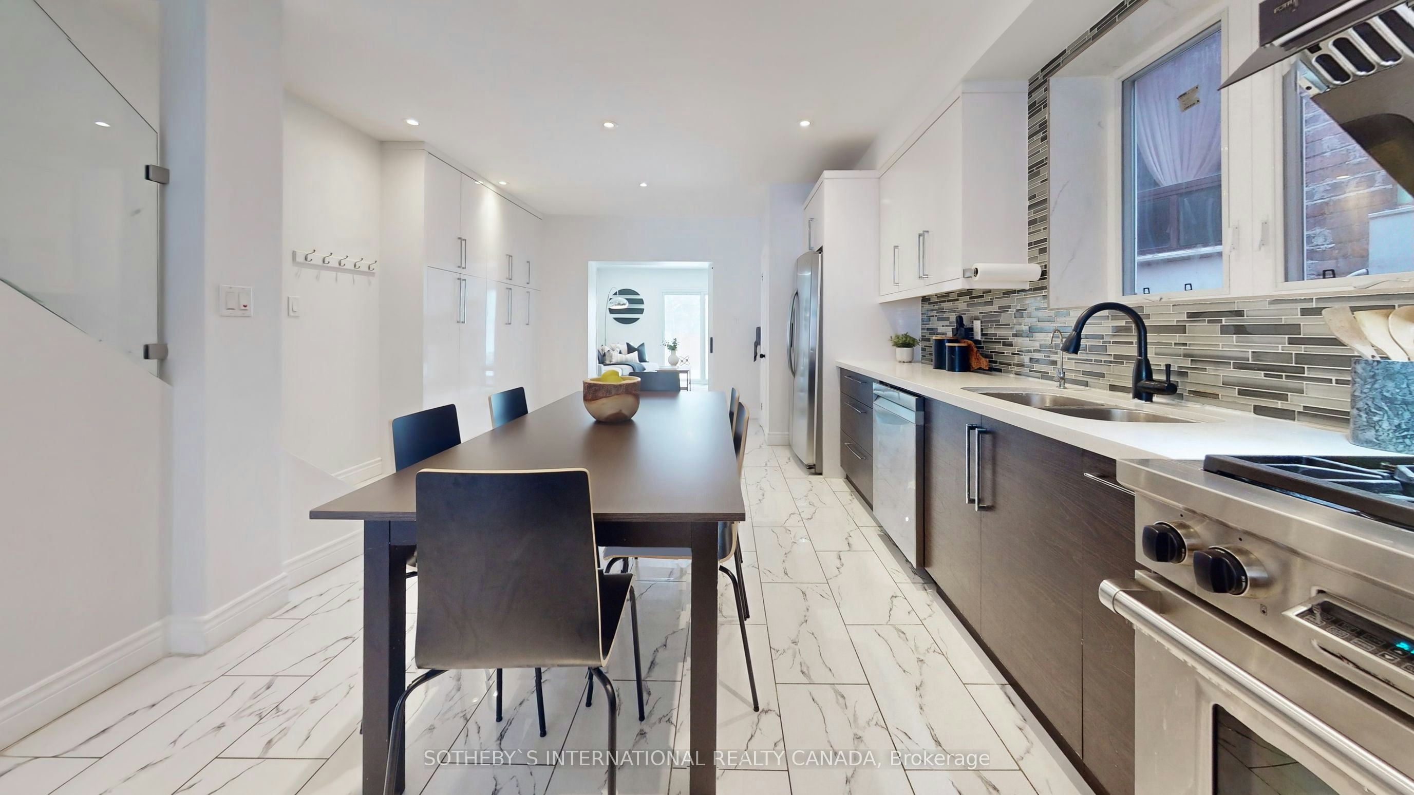 1271 Gerrard Street E, Toronto, ON, M4L 1Y5 - 12