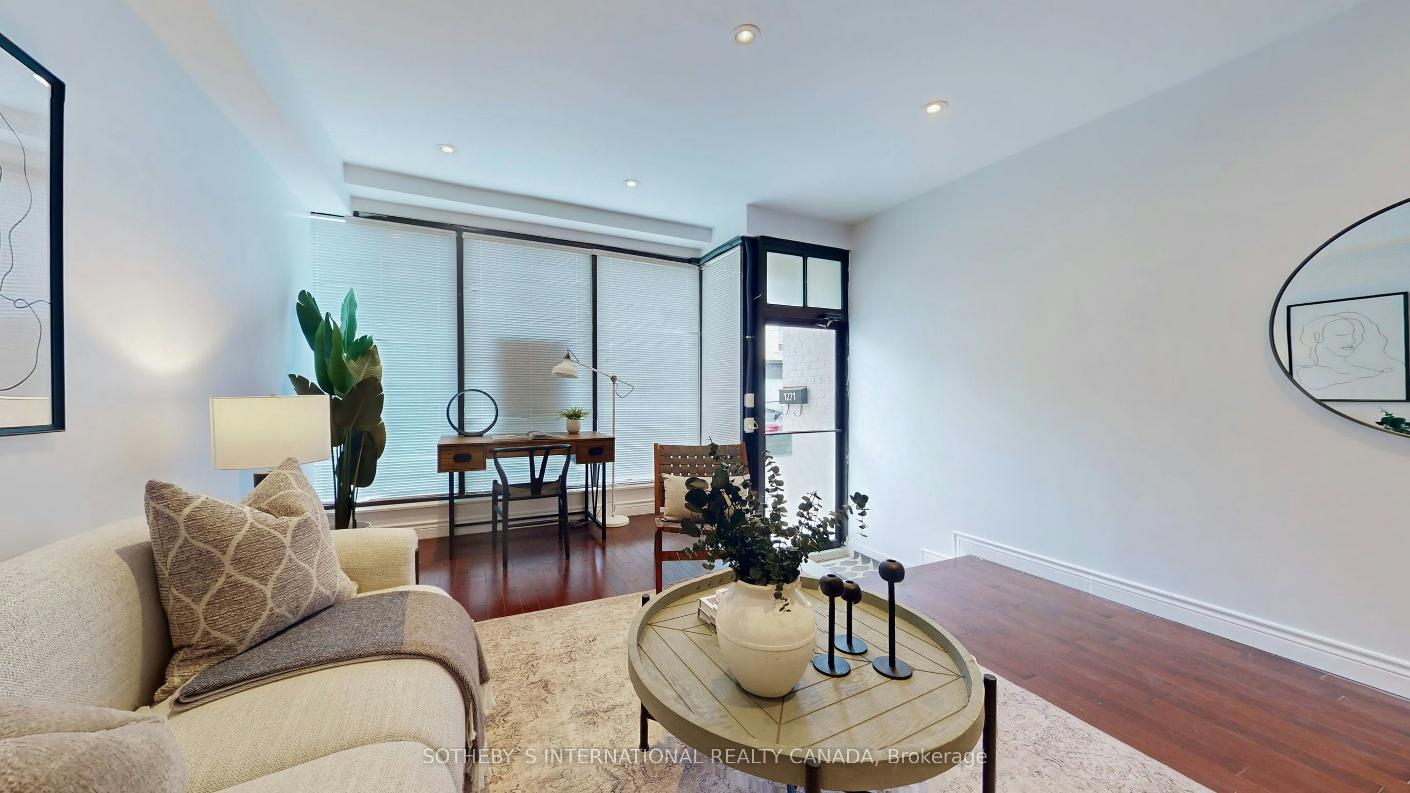 1271 Gerrard Street E, Toronto, ON, M4L 1Y5 - 9