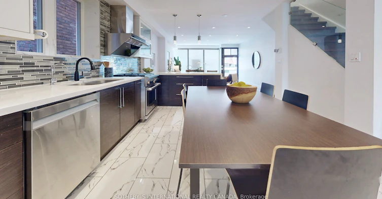 1271 Gerrard Street E, Toronto, ON, M4L 1Y5 - 13