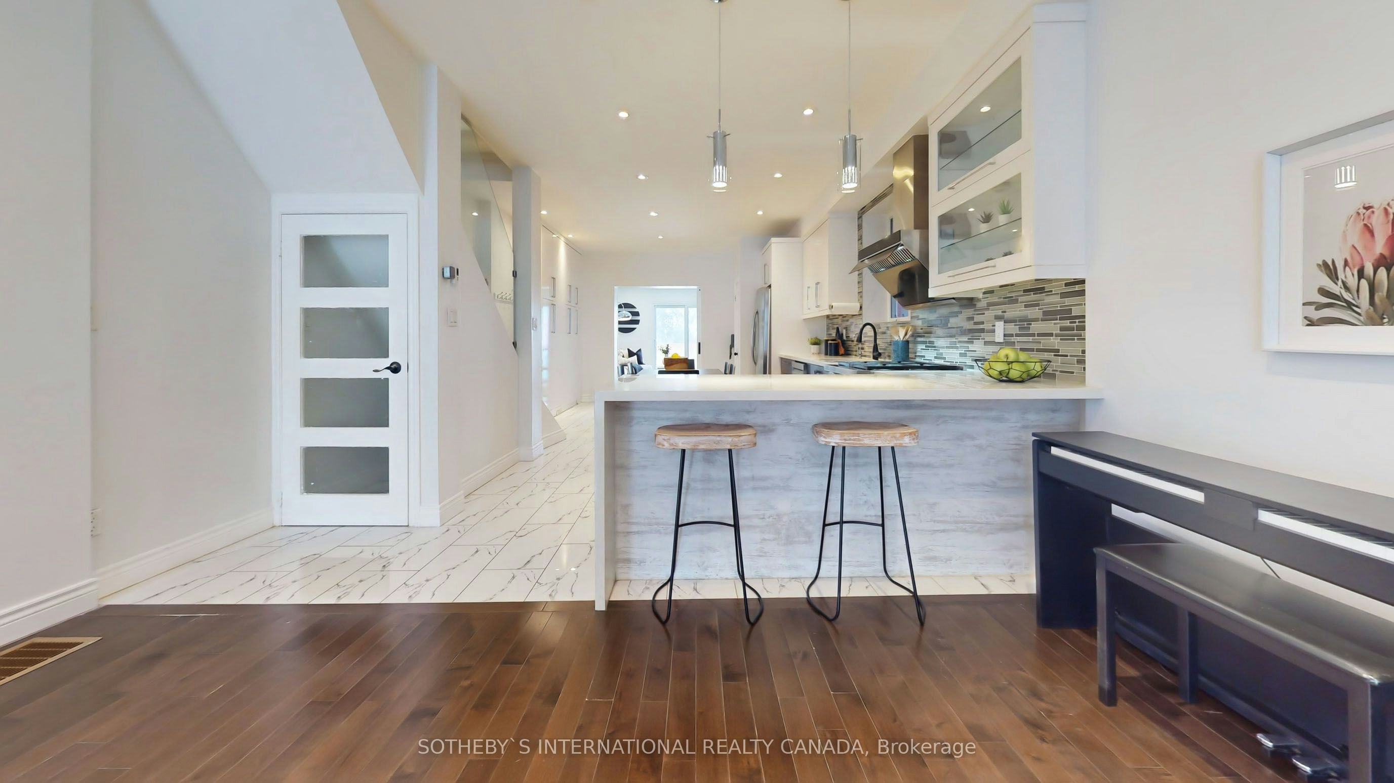 1271 Gerrard Street E, Toronto, ON, M4L 1Y5 - 5