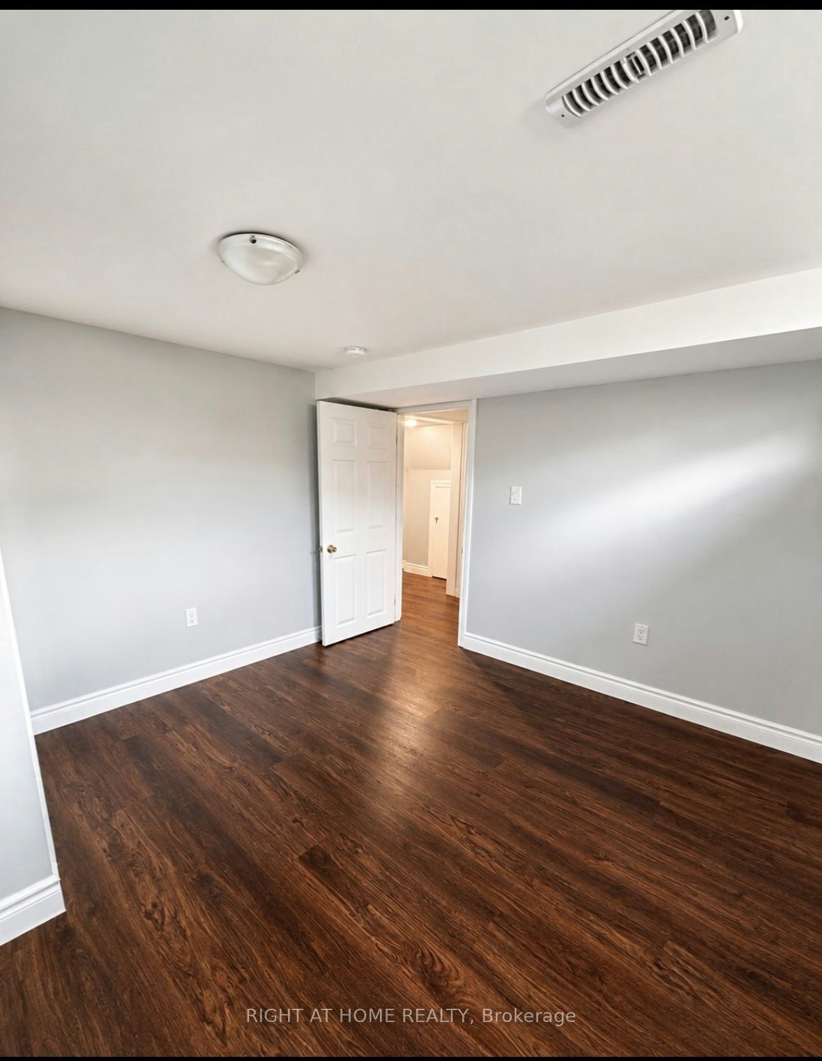 530 Mclevin Avenue, Toronto, ON, M1B 4H6 - 12
