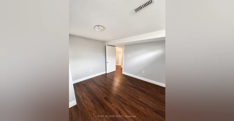 530 Mclevin Avenue, Toronto, ON, M1B 4H6 - 12