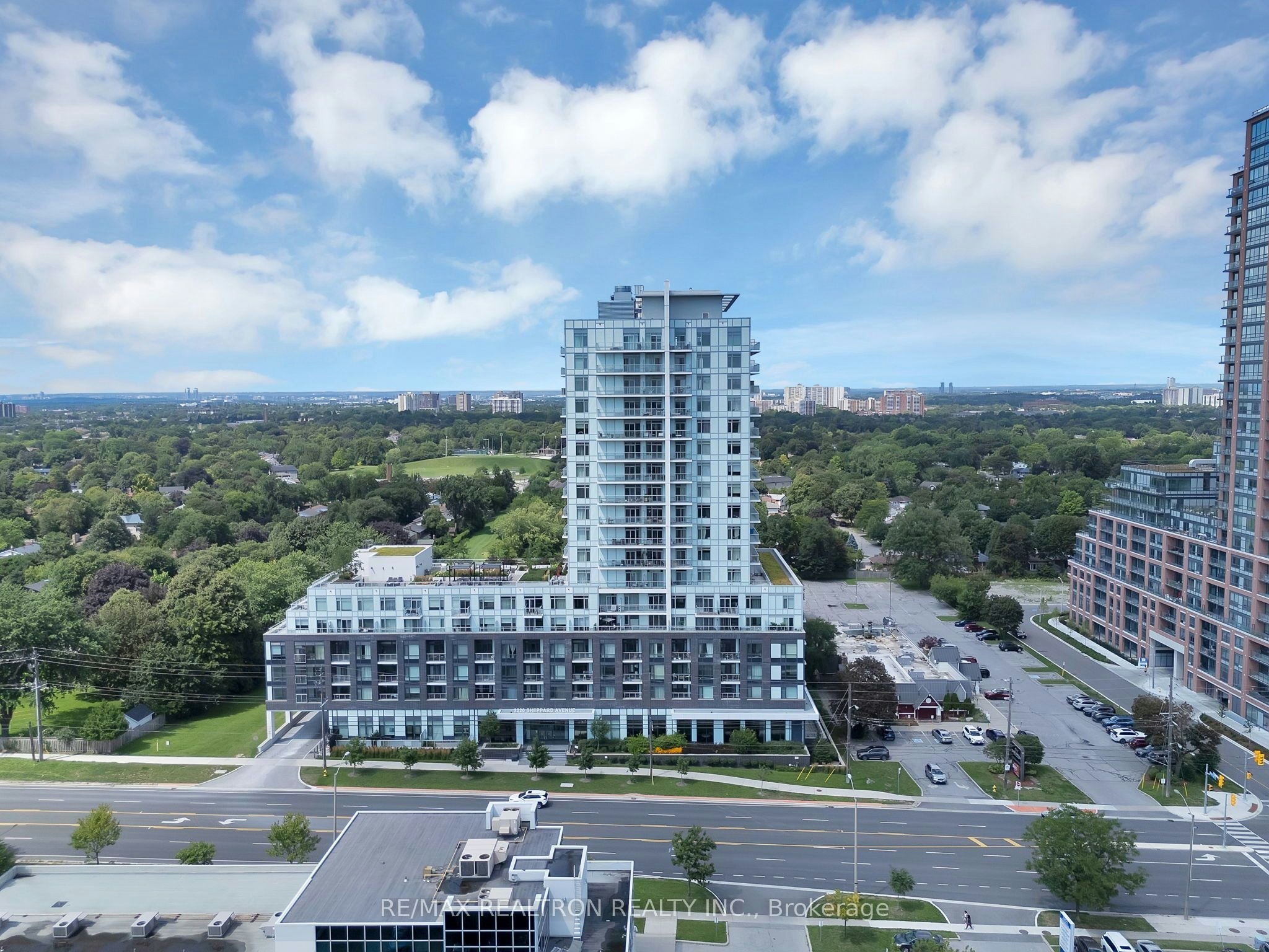 1702-3220 Sheppard Avenue E, Toronto, ON, M1T 0B7