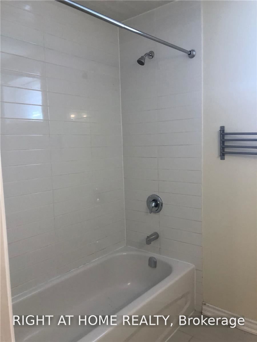 Lower-91 Stockell Crescent, Ajax, ON, L1T 0M4 - 11