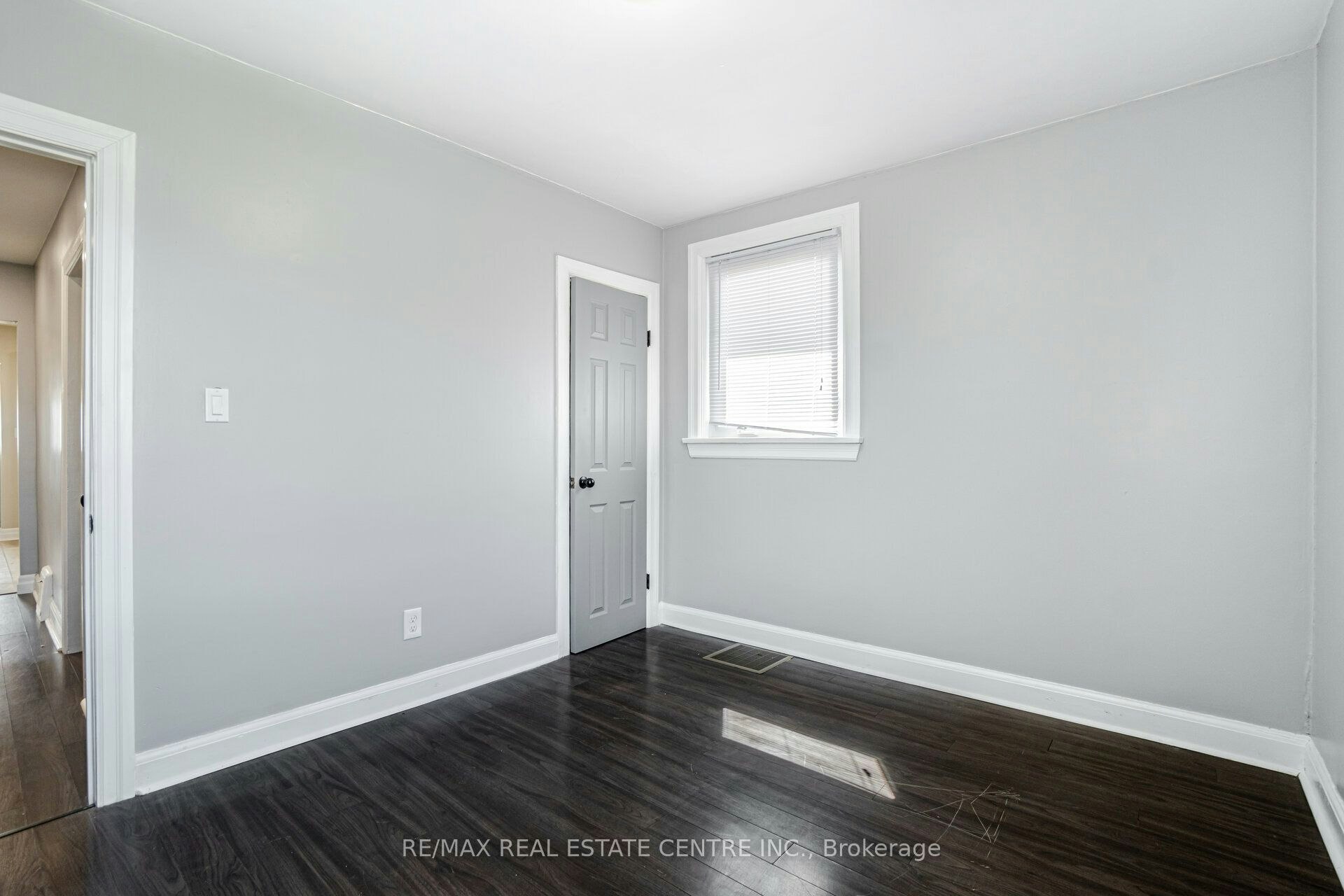 UPPER LEVEL-102 Wilson Road S, Oshawa, ON, L1H 6B7 - 19