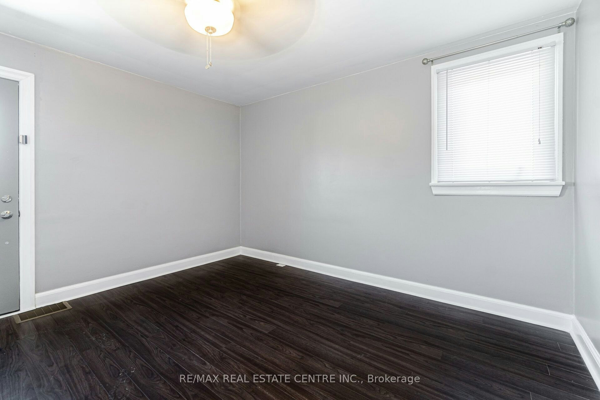UPPER LEVEL-102 Wilson Road S, Oshawa, ON, L1H 6B7 - 15