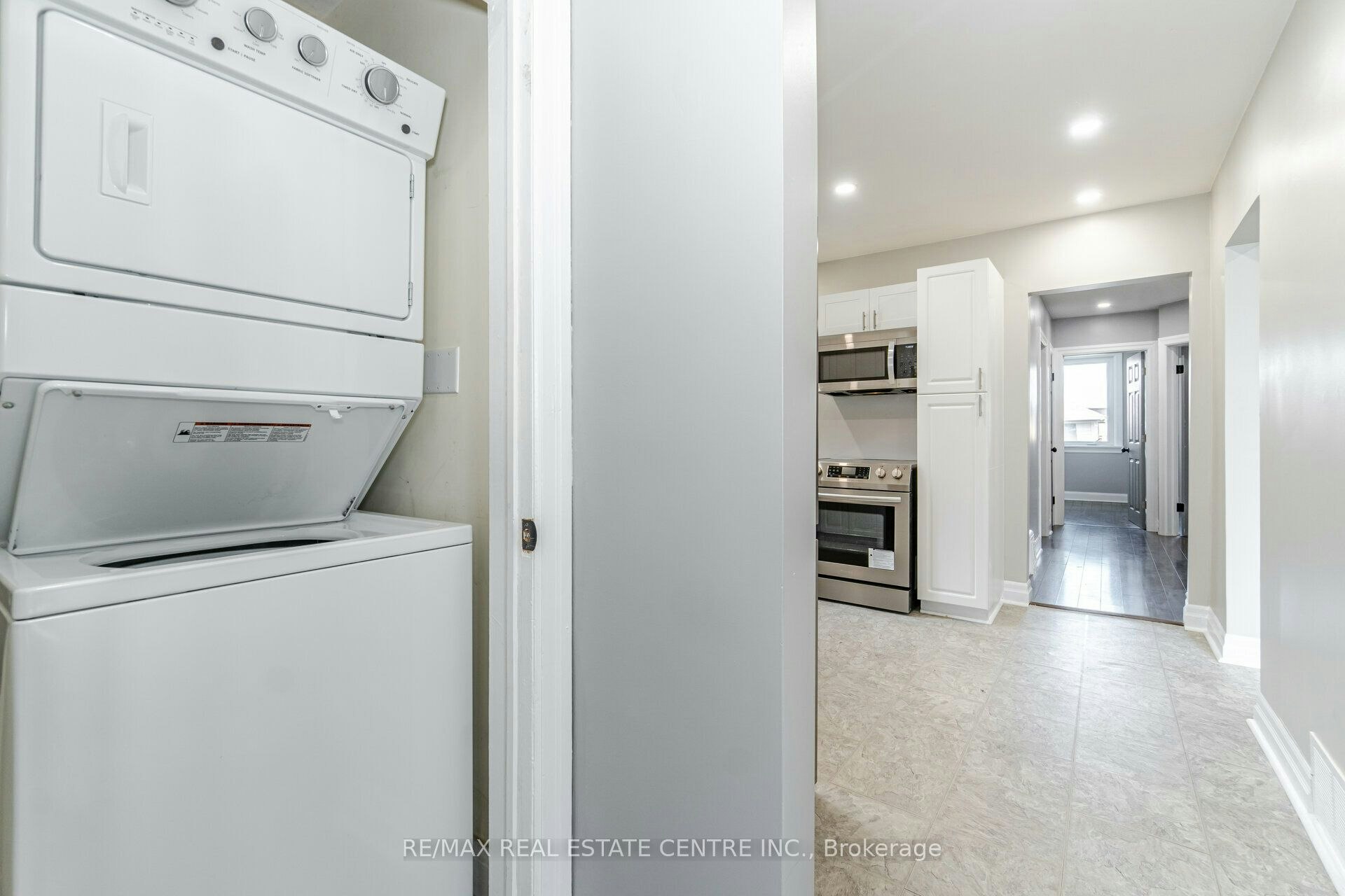UPPER LEVEL-102 Wilson Road S, Oshawa, ON, L1H 6B7 - 22