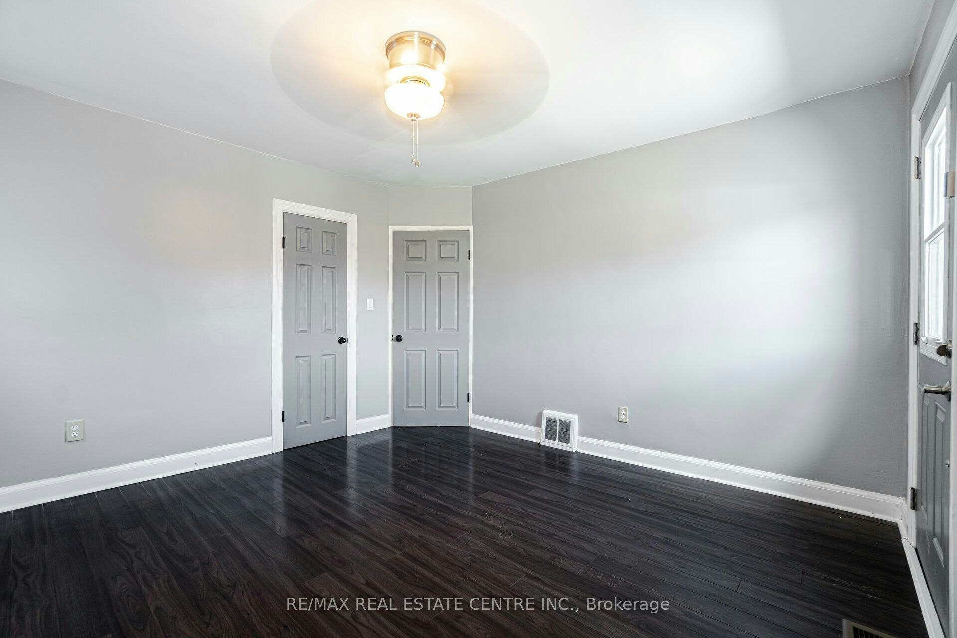 UPPER LEVEL-102 Wilson Road S, Oshawa, ON, L1H 6B7 - 16