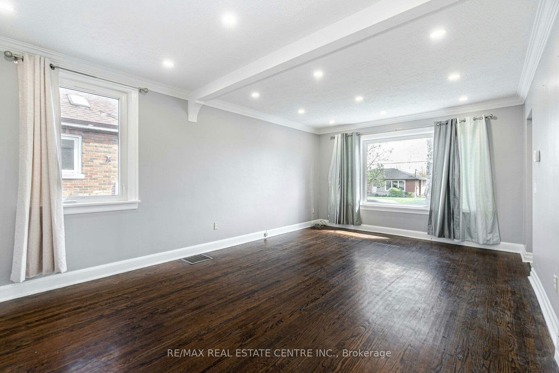 UPPER LEVEL-102 Wilson Road S, Oshawa, ON, L1H 6B7 - 7